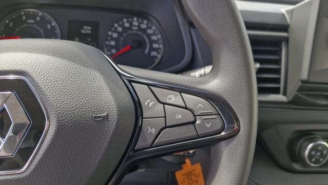 Renault Trafic image 6