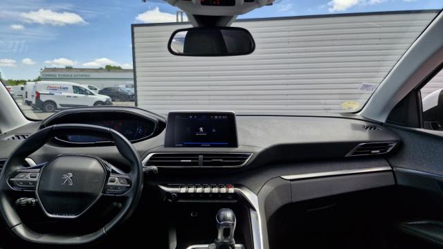 Peugeot 3008 image 8