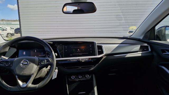 Opel Grandland image 2