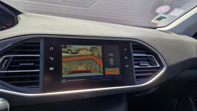Peugeot 308 image 9