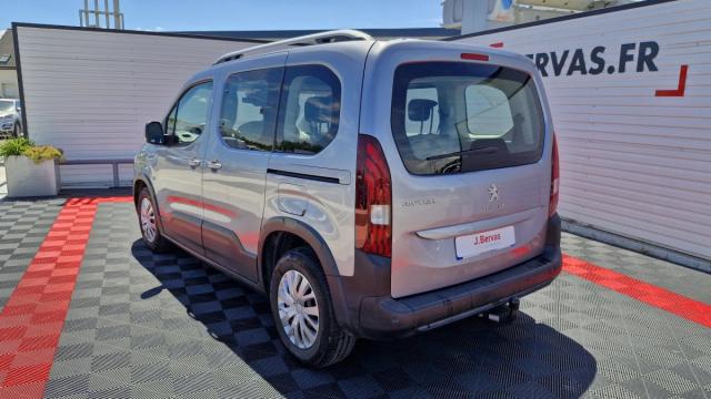 Peugeot Rifter image 9