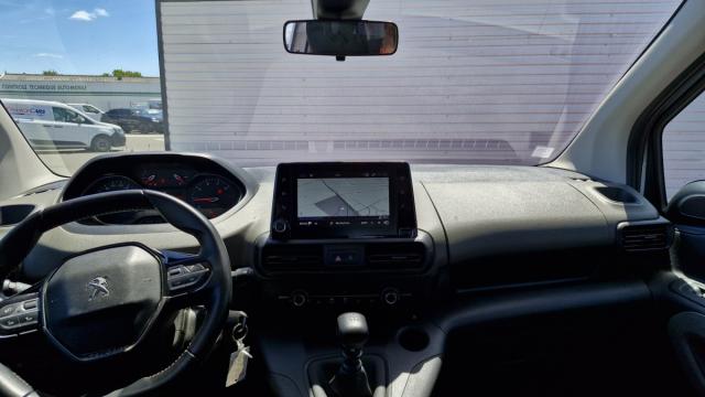 Peugeot Rifter image 6