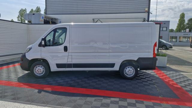 Peugeot Boxer image 2