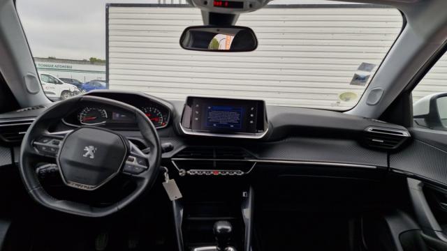 Peugeot 2008 image 5