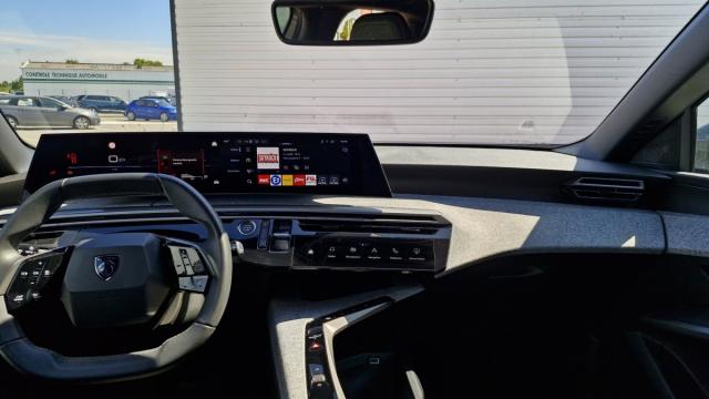 Peugeot 3008 image 3