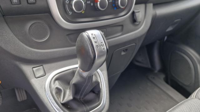 Renault Trafic image 4
