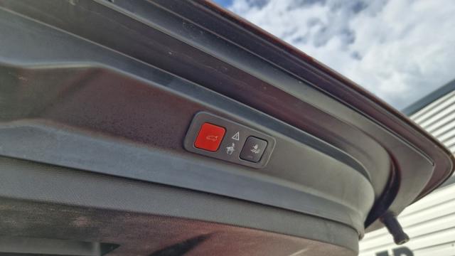 Peugeot 5008 image 9