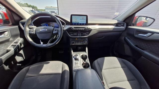 Ford Kuga image 6