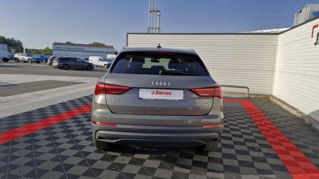 Audi Q3 image 2