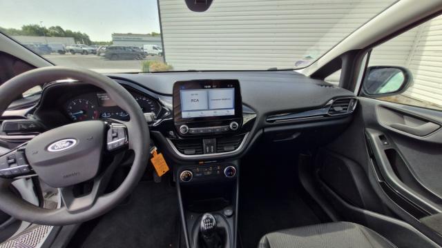 Ford Fiesta image 2