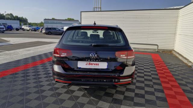 Volkswagen Passat Sw image 9
