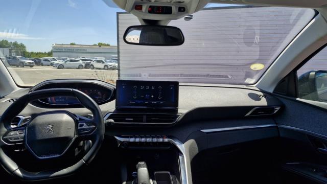 Peugeot 3008 image 8