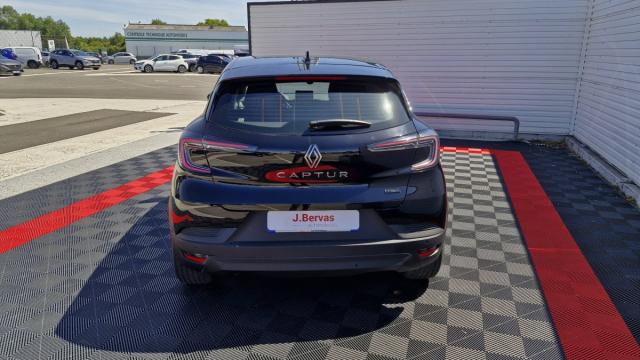 Renault Captur image 9