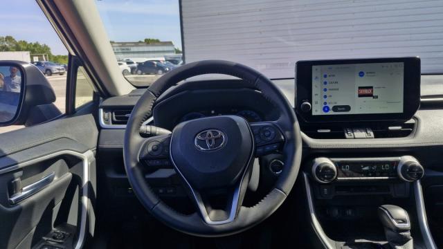 Toyota Rav4 image 5