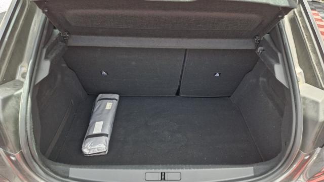 Peugeot 208 image 3