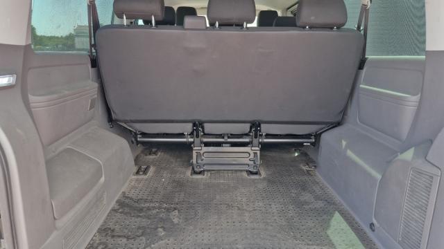 Volkswagen Caravelle image 1