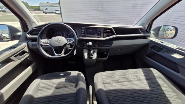 Volkswagen Caravelle image 5