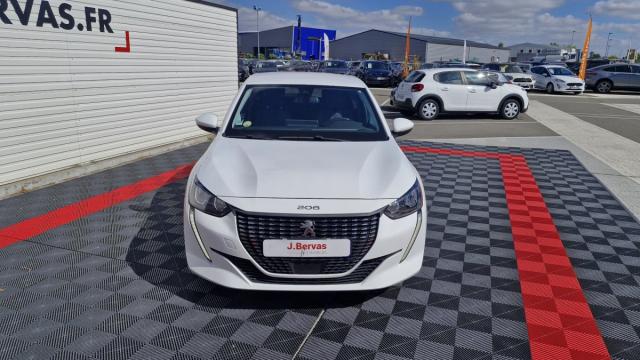 Peugeot 208 image 8