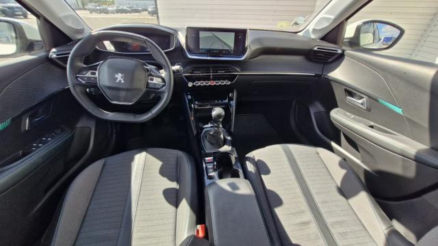 Peugeot 208 image 5