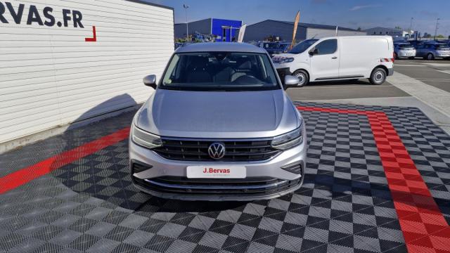 Volkswagen Tiguan image 8