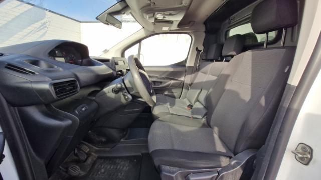 Peugeot Partner image 2