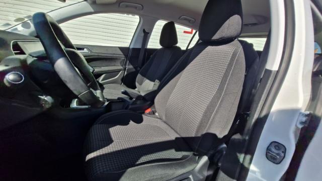 Peugeot 308 image 1