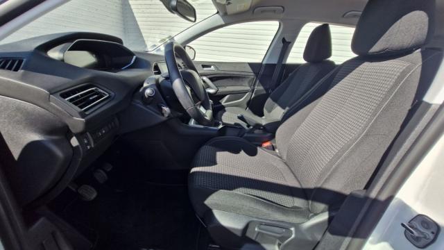 Peugeot 308 image 5