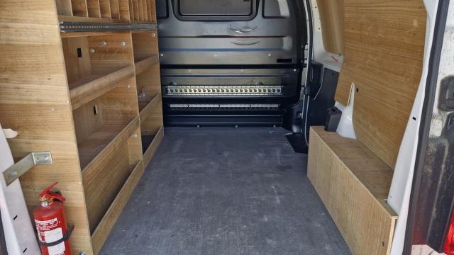 Citroen Jumpy image 9