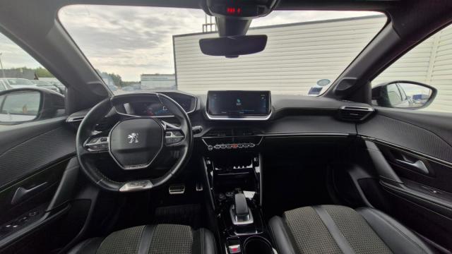 Peugeot 208 image 5
