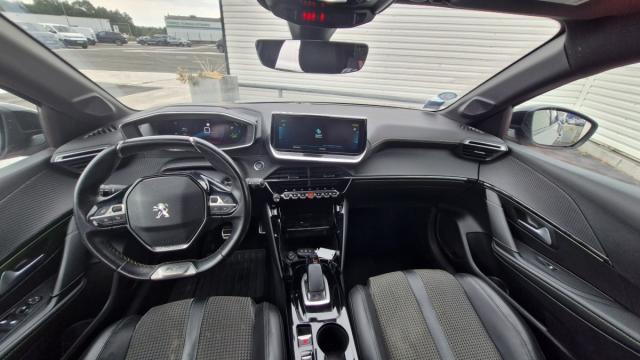 Peugeot 208 image 2