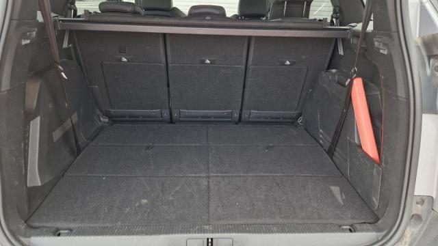 Peugeot 5008 image 3