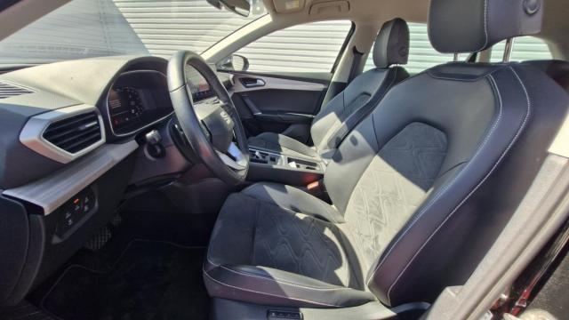 Seat Leon image 3