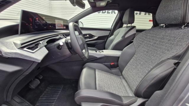 Peugeot 3008 image 8