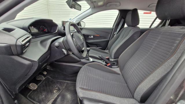 Peugeot 208 image 7