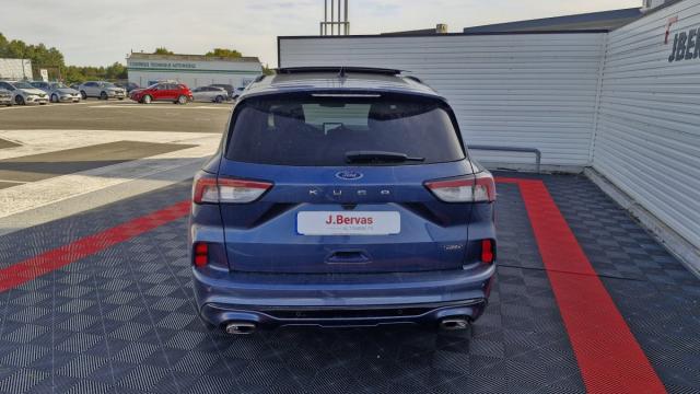 Ford Kuga image 6