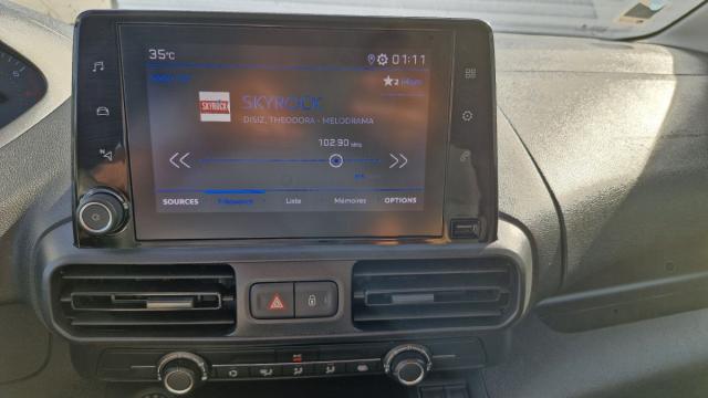 Peugeot Partner image 1