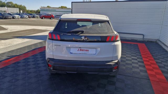 Peugeot 3008 image 2