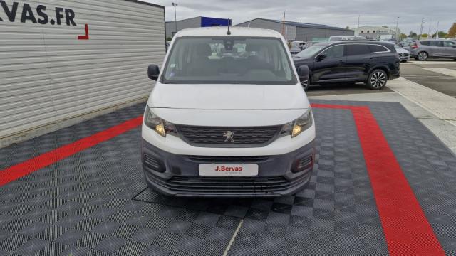 Peugeot Rifter image 9