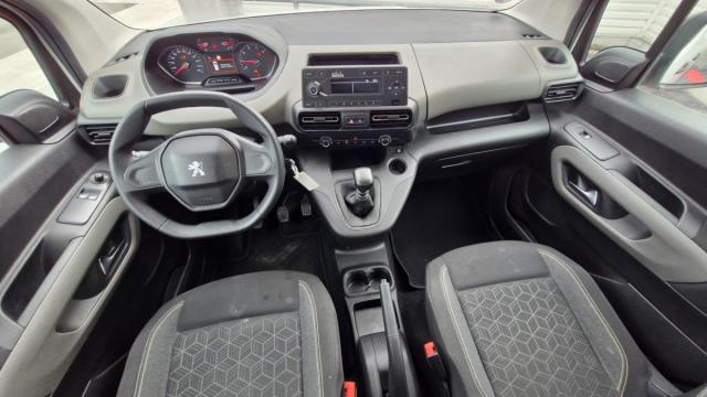 Peugeot Rifter image 1