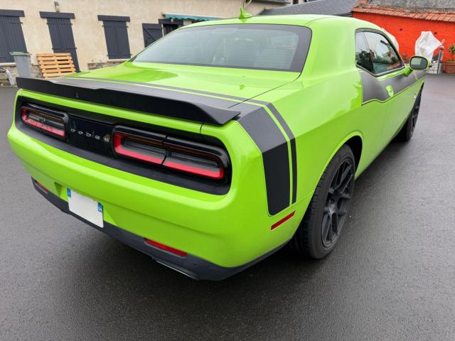 Dodge Challenger image 2