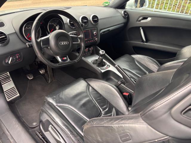 Audi Tt 2.0 Tfsi 200 Ch S-Line image 1