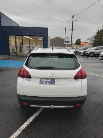 Peugeot 2008 image 8