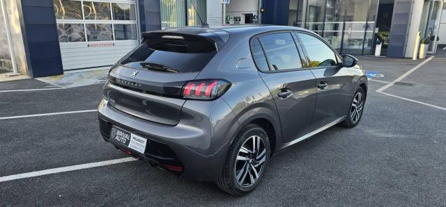 Peugeot 208 image 2