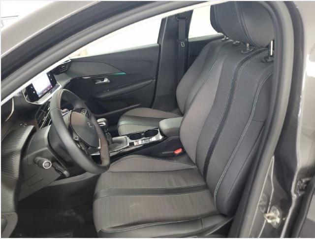 Peugeot 208 image 4