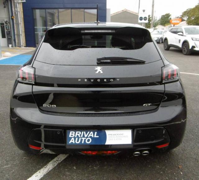 Peugeot 208 image 7