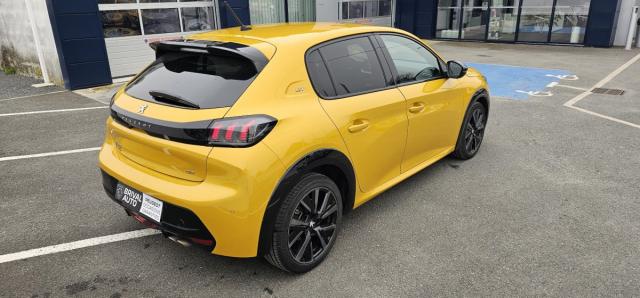 Peugeot 208 image 2