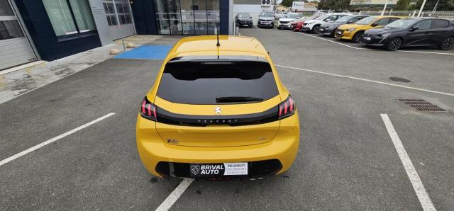 Peugeot 208 image 9