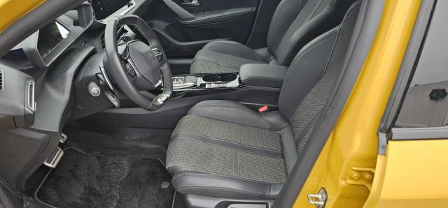 Peugeot 208 image 4