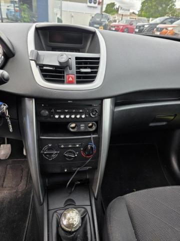 Peugeot 207 image 5