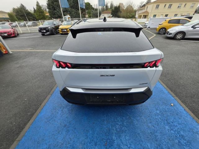 Peugeot 3008 image 1